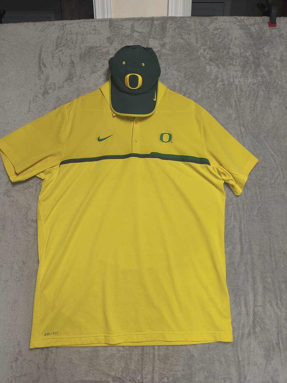 Nike Yellow and Green Men’s Polo with Oregon O Logo